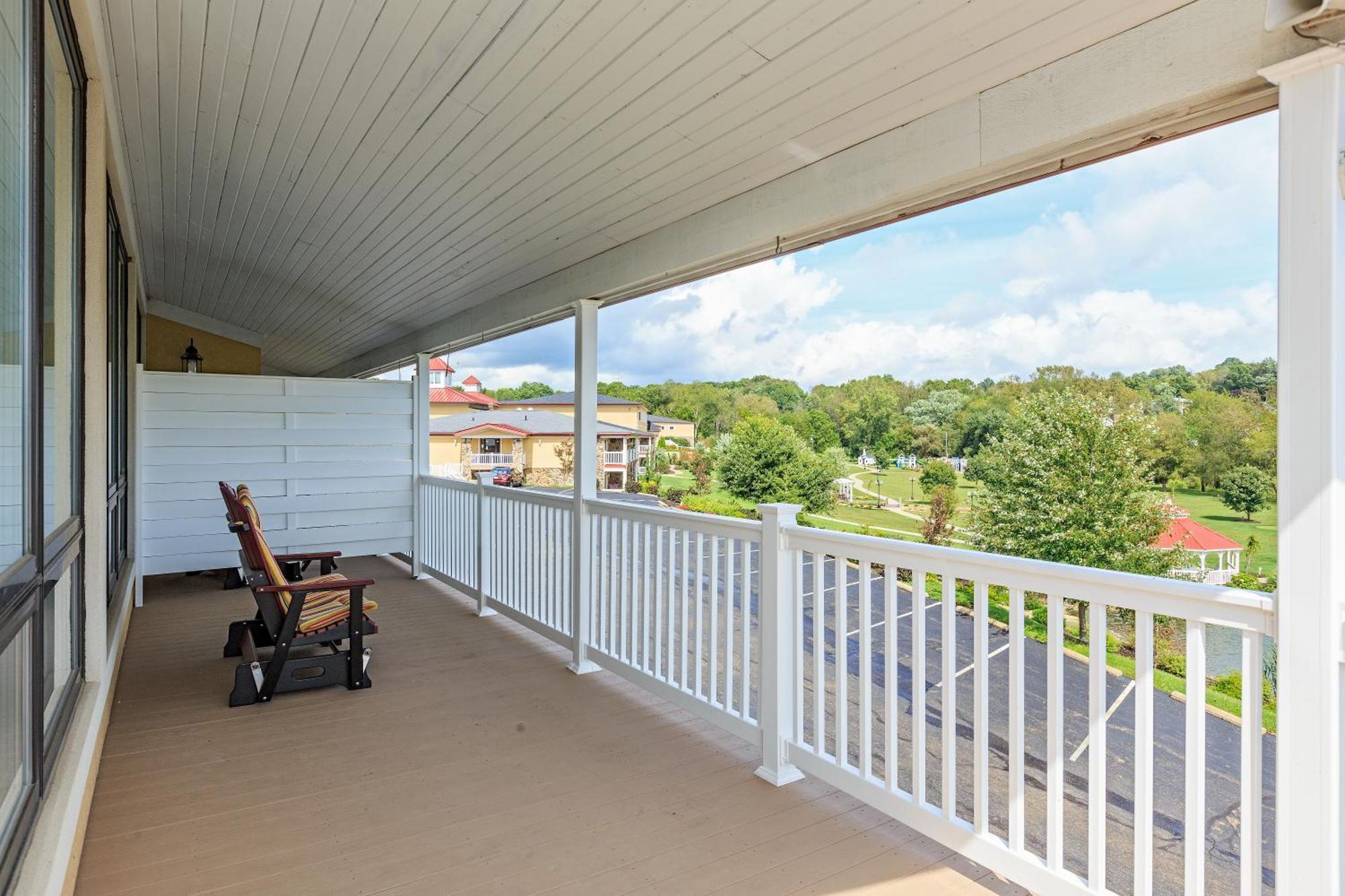 Berlin Resort Millersburg Extérieur photo