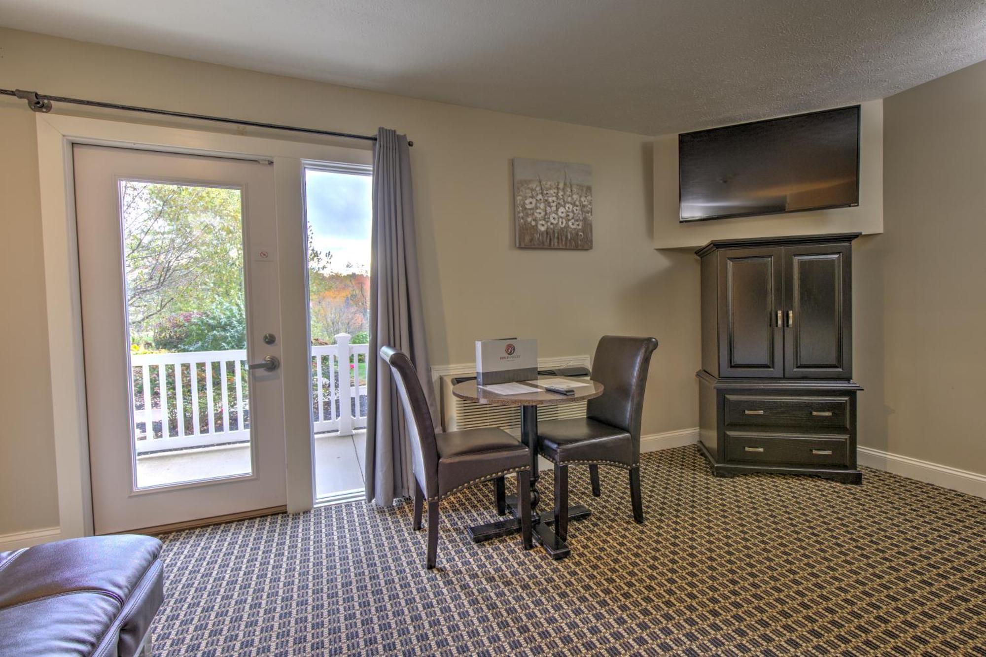 Berlin Resort Millersburg Extérieur photo