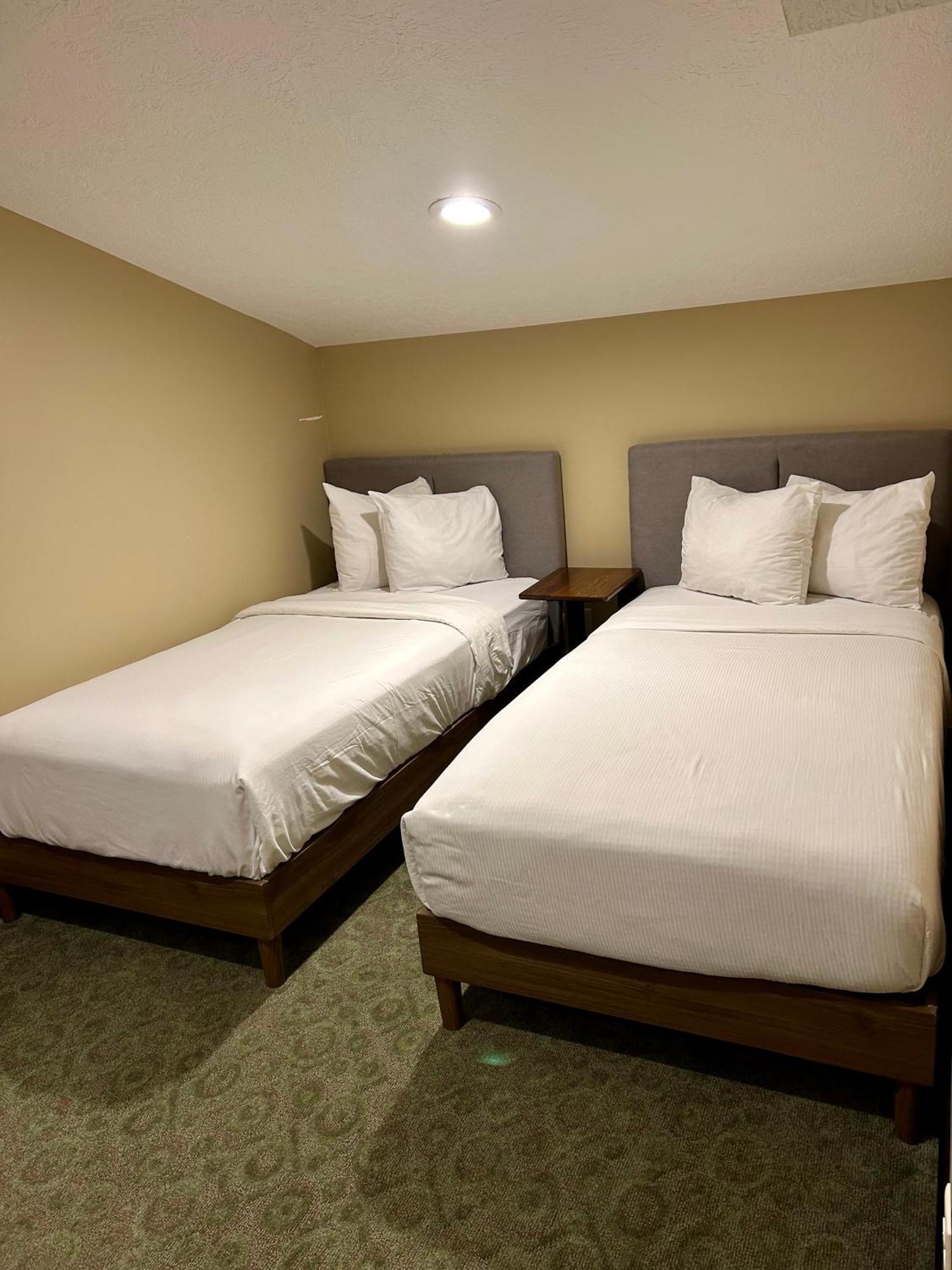 Berlin Resort Millersburg Extérieur photo